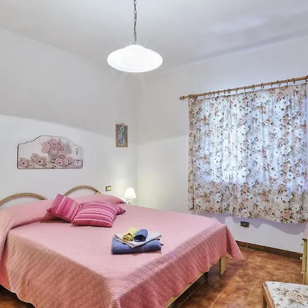 Апартаменты Golfo Stella App. Nr. 2 Quadrilocale